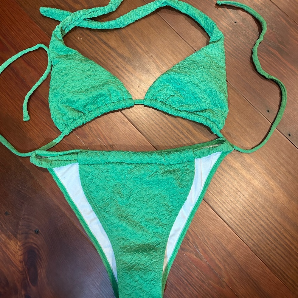 String bikini NWOT